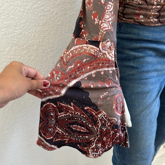 Free People Fiona boho wrap, bell sleeve top Medium - Picture 5 of 9